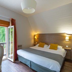 Hebergement Village club la FERTE IMBAULT